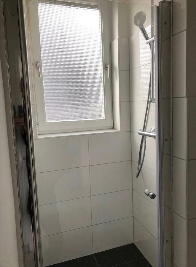 Moderne und gemütliches Appartement im EG mit eigenem Zugang in guter Wohnlage Mülheim an der Ruhr Exterior foto
