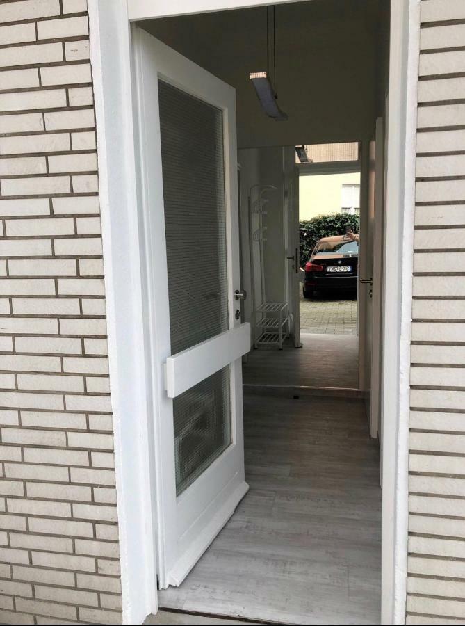 Moderne und gemütliches Appartement im EG mit eigenem Zugang in guter Wohnlage Mülheim an der Ruhr Exterior foto