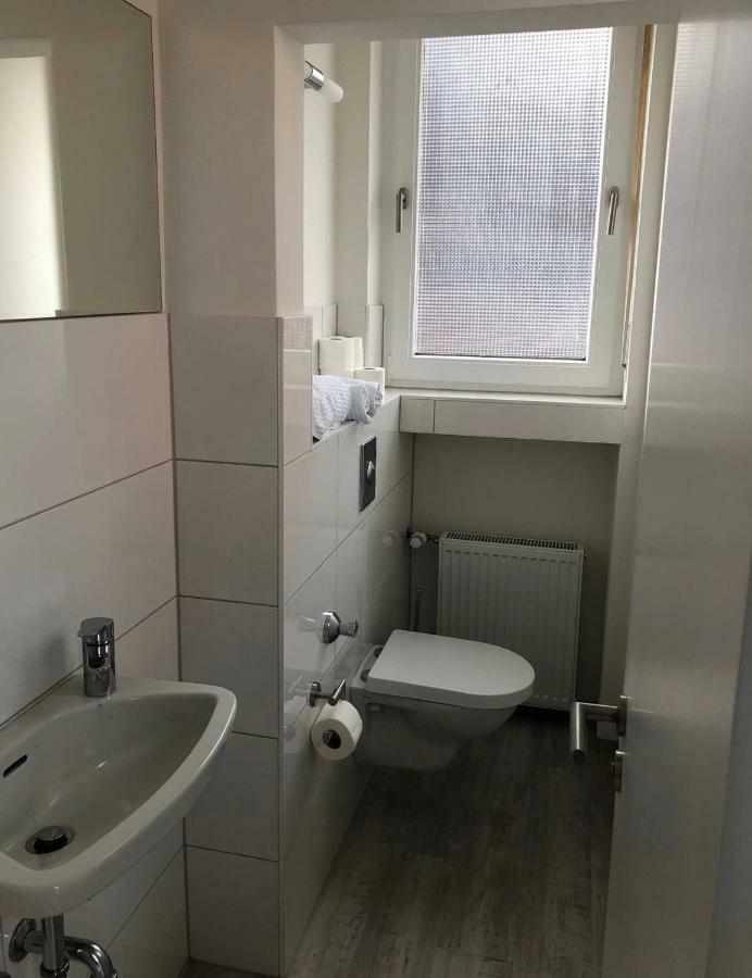 Moderne und gemütliches Appartement im EG mit eigenem Zugang in guter Wohnlage Mülheim an der Ruhr Exterior foto